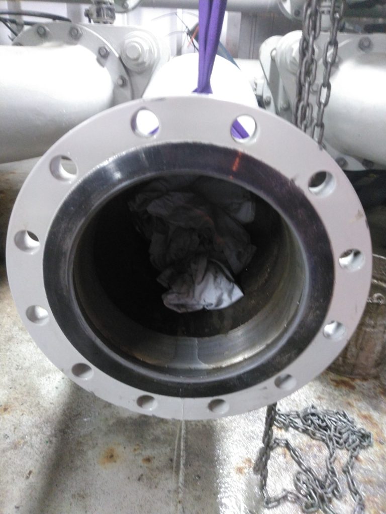 Quickflange™ connector installed